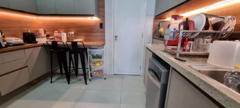 Imagem Apartamento com 4 Quartos à Venda, 138 m² em Aclimação - São Paulo Imagem Apartamento com 4 Quartos à Venda, 138 m² em Aclimação - São Paulo