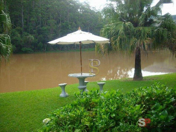 Imagem Chácara com 5 Quartos à Venda, 271 m² em São Vicente - Mairiporã Imagem Chácara com 5 Quartos à Venda, 271 m² em São Vicente - Mairiporã