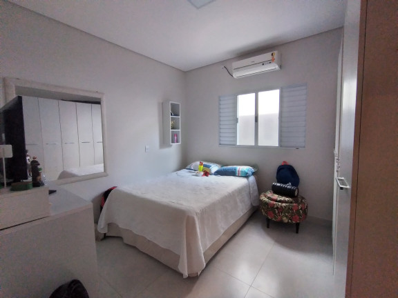 Imagem Casa com 3 Quartos à Venda, 130 m² em Jardim Solange - Bauru Imagem Casa com 3 Quartos à Venda, 130 m² em Jardim Solange - Bauru