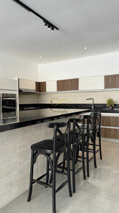 Imagem Casa com 3 Quartos à Venda, 370 m² em Braúnas - Belo Horizonte Imagem Casa com 3 Quartos à Venda, 370 m² em Braúnas - Belo Horizonte