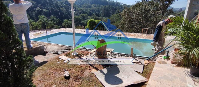 Imagem Casa com 3 Quartos à Venda, 500 m² em Jundiaizinho (terra Preta) - Mairiporã