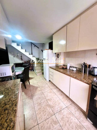 Imagem Sobrado com 3 Quartos à Venda, 263 m² em Vila Bastos - Santo André