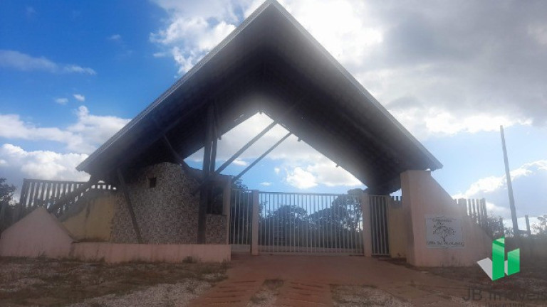 Imóvel com 3 Quartos à Venda, 40 m² em Zona Rural - Montes Claros