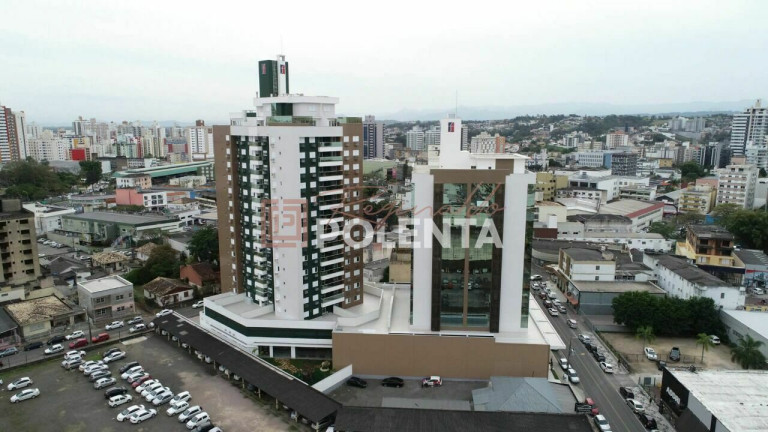Foto do imóvel Apartamento com 3 Quartos à Venda, 161 m² em Centro - Criciúma