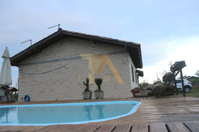 Imagem Imóvel com 2 Quartos à Venda, 80 m² em Arroio - Imbituba Imagem Imóvel com 2 Quartos à Venda, 80 m² em Arroio - Imbituba