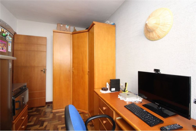 Imagem Apartamento com 2 Quartos à Venda, 67 m² em Menino Deus - Porto Alegre