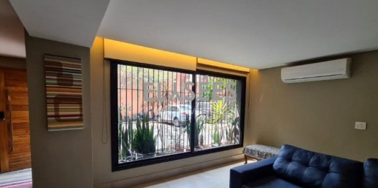 Imagem Casa com 2 Quartos à Venda, 200 m² em Vila Olímpia - São Paulo