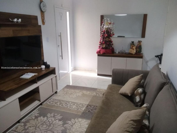 Imagem Casa com 2 Quartos à Venda, 73 m² em Europa - Mongaguá