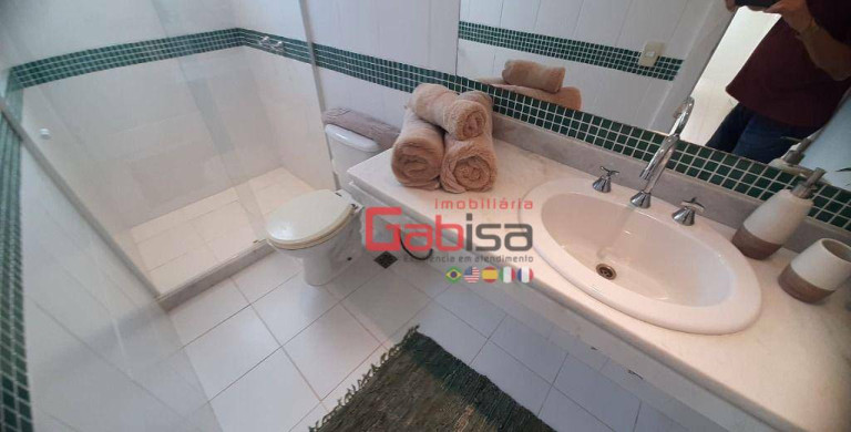 Imagem Casa com 4 Quartos à Venda, 300 m² em Ferradura - Armação Dos Búzios Imagem Casa com 4 Quartos à Venda, 300 m² em Ferradura - Armação Dos Búzios