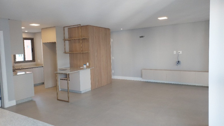 Imagem Apartamento com 3 Quartos à Venda, 143 m² em Centro - Balneário Camboriú Imagem Apartamento com 3 Quartos à Venda, 143 m² em Centro - Balneário Camboriú