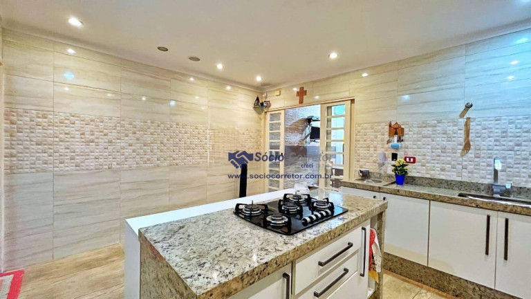 Imagem Casa com 3 Quartos à Venda, 100 m² em Jardim Cocaia - Guarulhos