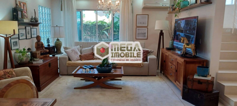 Imagem Casa com 3 Quartos à Venda, 248 m² em Jurerê Internacional - Florianópolis