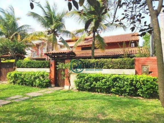 Casa com 3 Quartos à Venda, 450 m² em Camboinhas - Niterói