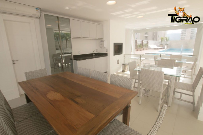 Imagem Apartamento com 3 Quartos à Venda, 129 m² em Centro - Balneário Camboriú Imagem Apartamento com 3 Quartos à Venda, 129 m² em Centro - Balneário Camboriú