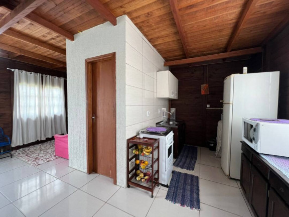 Imagem Casa com 2 Quartos à Venda, 66 m² em Salinas - Balneário Barra Do Sul