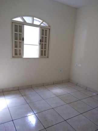 Imagem Sobrado com 3 Quartos à Venda, 361 m² em Vila Amélia - Poá