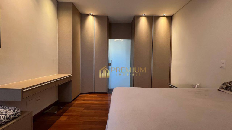Imagem Sobrado com 4 Quartos à Venda, 350 m² em Jardim Do Golfe - São José Dos Campos