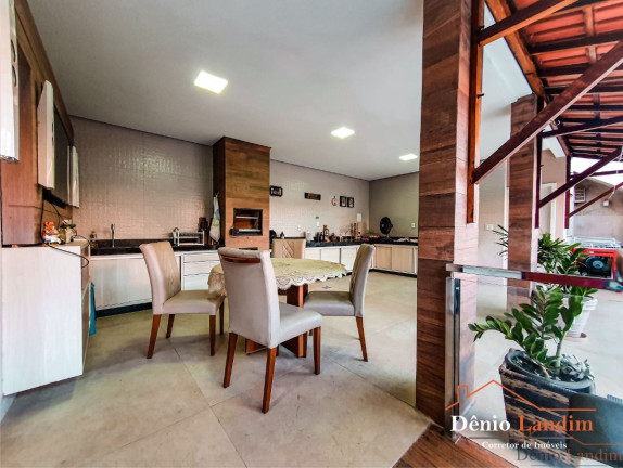 Imagem Casa com 4 Quartos à Venda, 280 m² em Todos Os Santos - Montes Claros