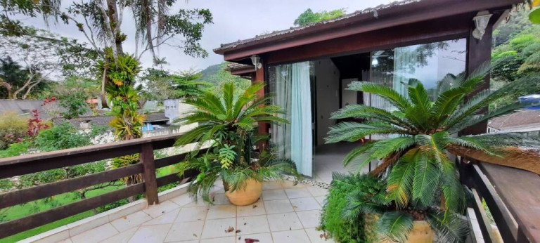 Imagem Casa com 4 Quartos para Alugar, 245 m² em Tabatinga - Caraguatatuba Imagem Casa com 4 Quartos para Alugar, 245 m² em Tabatinga - Caraguatatuba