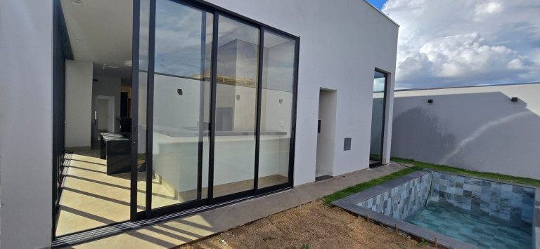 Imagem Casa de Condomínio com 3 Quartos à Venda, 207 m² em Gávea - Uberlândia Imagem Casa de Condomínio com 3 Quartos à Venda, 207 m² em Gávea - Uberlândia