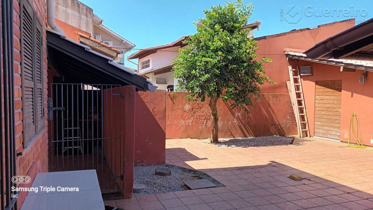 Imagem Casa com 4 Quartos à Venda, 360 m² em Santa Mônica - Florianópolis Imagem Casa com 4 Quartos à Venda, 360 m² em Santa Mônica - Florianópolis