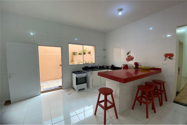 Imagem Casa com 3 Quartos à Venda,  em Vila Bertioga - São Paulo