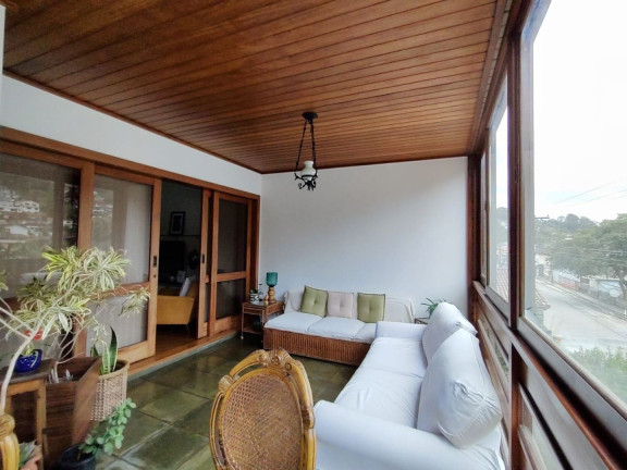 Imagem Imóvel com 3 Quartos à Venda, 164 m² em Tijuca - Teresópolis