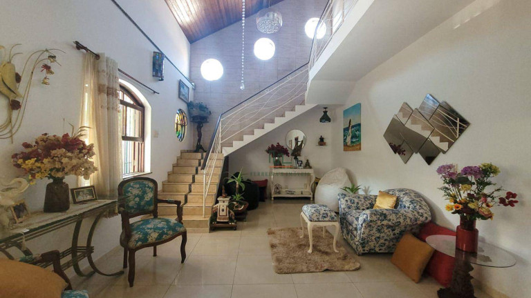 Imagem Casa com 4 Quartos à Venda, 321 m² em Itaipu - Niterói