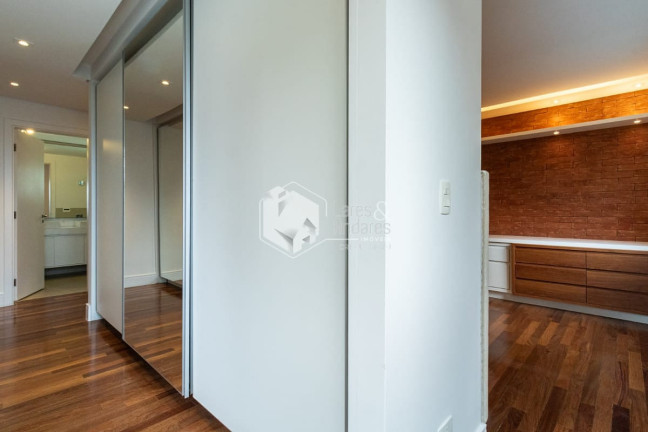 Imagem Apartamento com 1 Quarto à Venda, 134 m² em Itaim Bibi - São Paulo Imagem Apartamento com 1 Quarto à Venda, 134 m² em Itaim Bibi - São Paulo