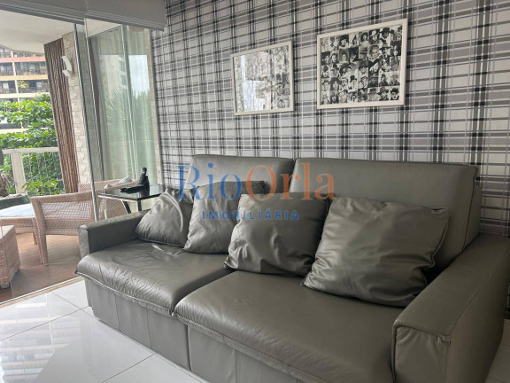 Imagem Apartamento com 3 Quartos à Venda, 220 m² em Barra Da Tijuca - Rio De Janeiro