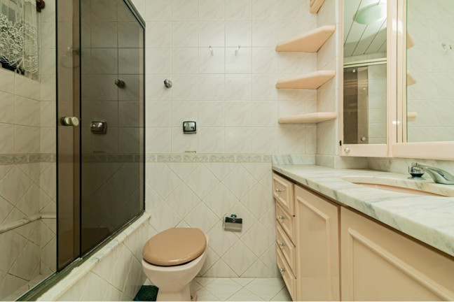Imagem Apartamento com 2 Quartos à Venda, 94 m² em Auxiliadora - Porto Alegre Imagem Apartamento com 2 Quartos à Venda, 94 m² em Auxiliadora - Porto Alegre