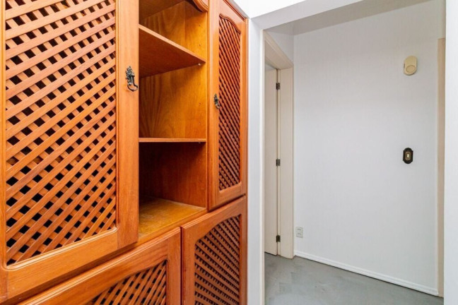 Imagem Apartamento com 3 Quartos à Venda, 110 m² em Três Figueiras - Porto Alegre