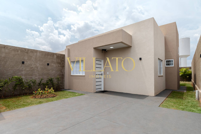 Casa com 2 Quartos à Venda, 64 m² em Parque Das Camélias - Goianira