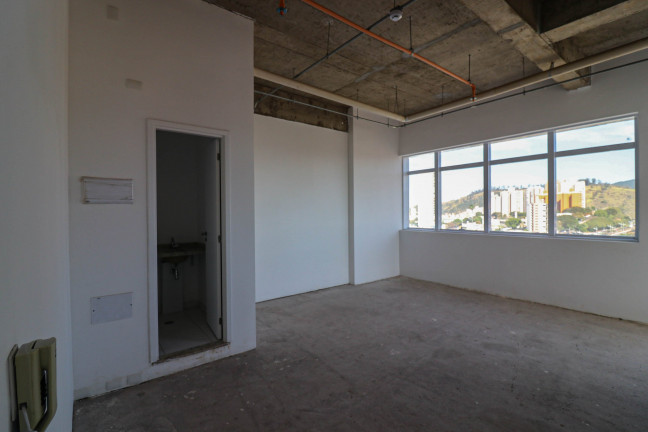Sala Comercial à Venda, 41 m² em Centro - Jundiaí