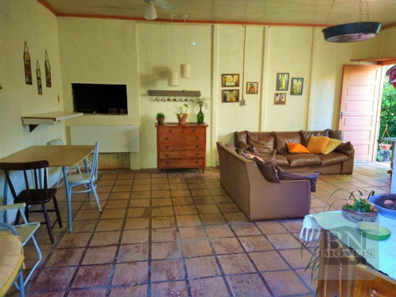 Imagem Casa com 3 Quartos à Venda, 135 m² em Universitário - Santa Cruz Do Sul Imagem Casa com 3 Quartos à Venda, 135 m² em Universitário - Santa Cruz Do Sul