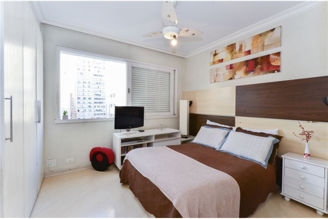 Imagem Imóvel com 3 Quartos à Venda,  em Moema - São Paulo