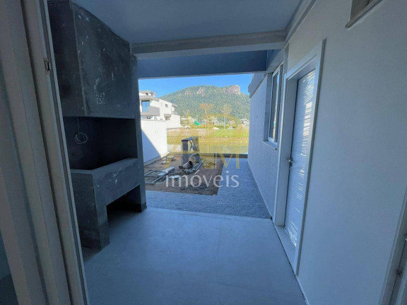 Imagem Casa com 3 Quartos à Venda, 300 m² em Pedra Branca - Palhoça