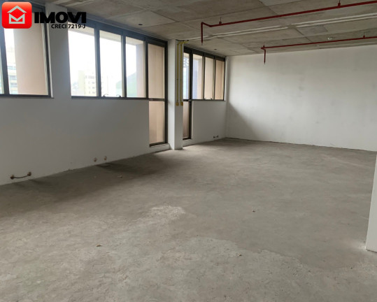 Imóvel Comercial à Venda, 67 m² em Enseada Do Suá - Vitória