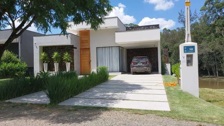 Casa com 5 Quartos à Venda, 233 m² em Ninho Verde I - Porangaba