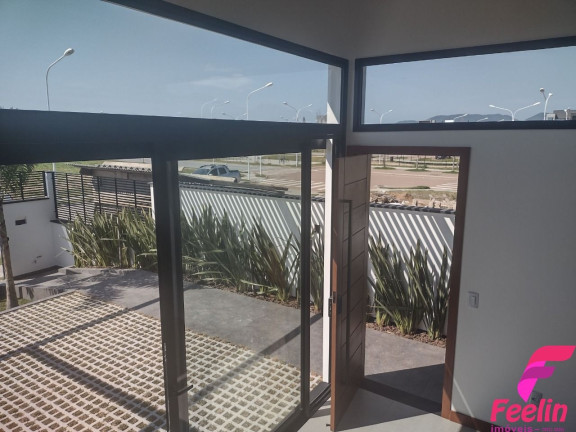 Imagem Casa com 3 Quartos à Venda, 163 m² em Campeche - Florianópolis