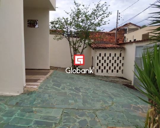 Imagem Casa com 3 Quartos à Venda, 154 m² em Monte Alegre - Montes Claros Imagem Casa com 3 Quartos à Venda, 154 m² em Monte Alegre - Montes Claros
