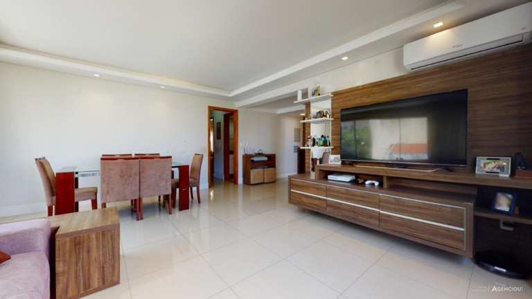 Imagem Imóvel com 3 Quartos à Venda, 93 m² em Petrópolis - Porto Alegre