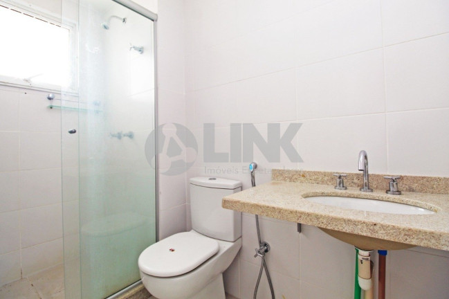 Imagem Apartamento com 2 Quartos à Venda, 69 m² em Passo Da Areia - Porto Alegre