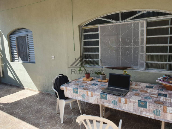 Imagem Casa com 3 Quartos à Venda, 300 m² em Jardim Santa Terezinha - Itanhaém Imagem Casa com 3 Quartos à Venda, 300 m² em Jardim Santa Terezinha - Itanhaém