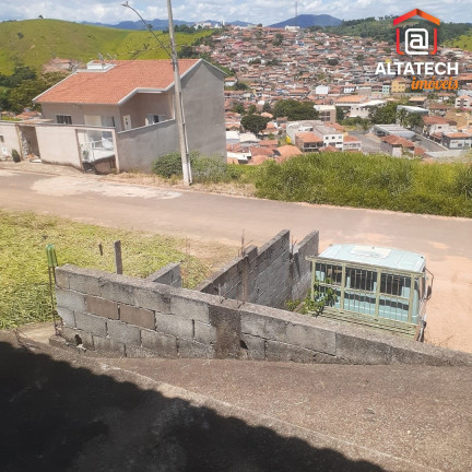 Imagem Casa com 3 Quartos à Venda, 250 m² em Residencial Rezende Ii - Bandeira Do Sul Imagem Casa com 3 Quartos à Venda, 250 m² em Residencial Rezende Ii - Bandeira Do Sul