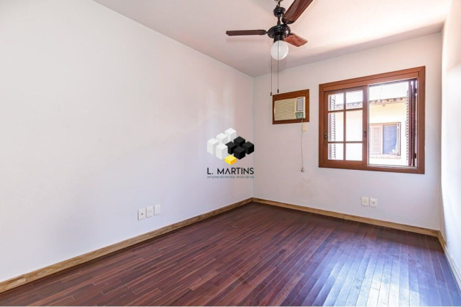 Imagem Casa de Condomínio com 3 Quartos à Venda, 205 m² em Ipanema - Porto Alegre