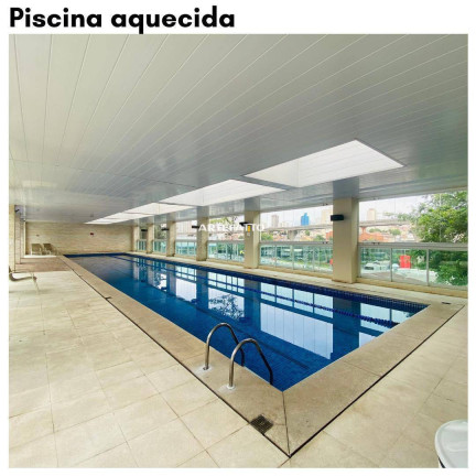 Imagem Apartamento com 2 Quartos à Venda, 294 m²