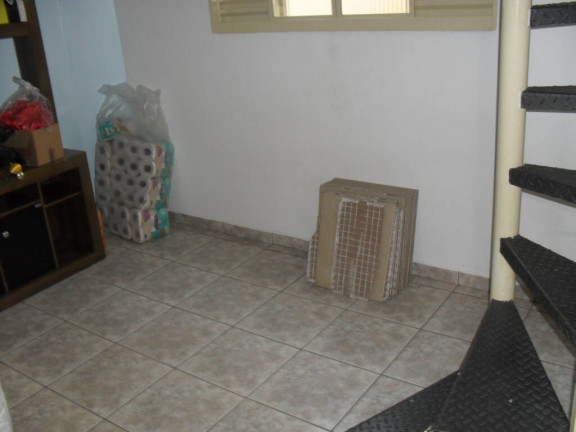 Imagem Sobrado com 3 Quartos à Venda, 150 m² em Granja Daniel - Taubaté