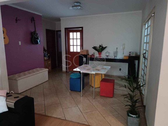 Imagem Casa com 2 Quartos à Venda, 260 m² em Jardim América (vila Xavier) - Araraquara Imagem Casa com 2 Quartos à Venda, 260 m² em Jardim América (vila Xavier) - Araraquara