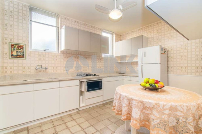 Imagem Apartamento com 2 Quartos à Venda, 75 m² em Mont Serrat - Porto Alegre